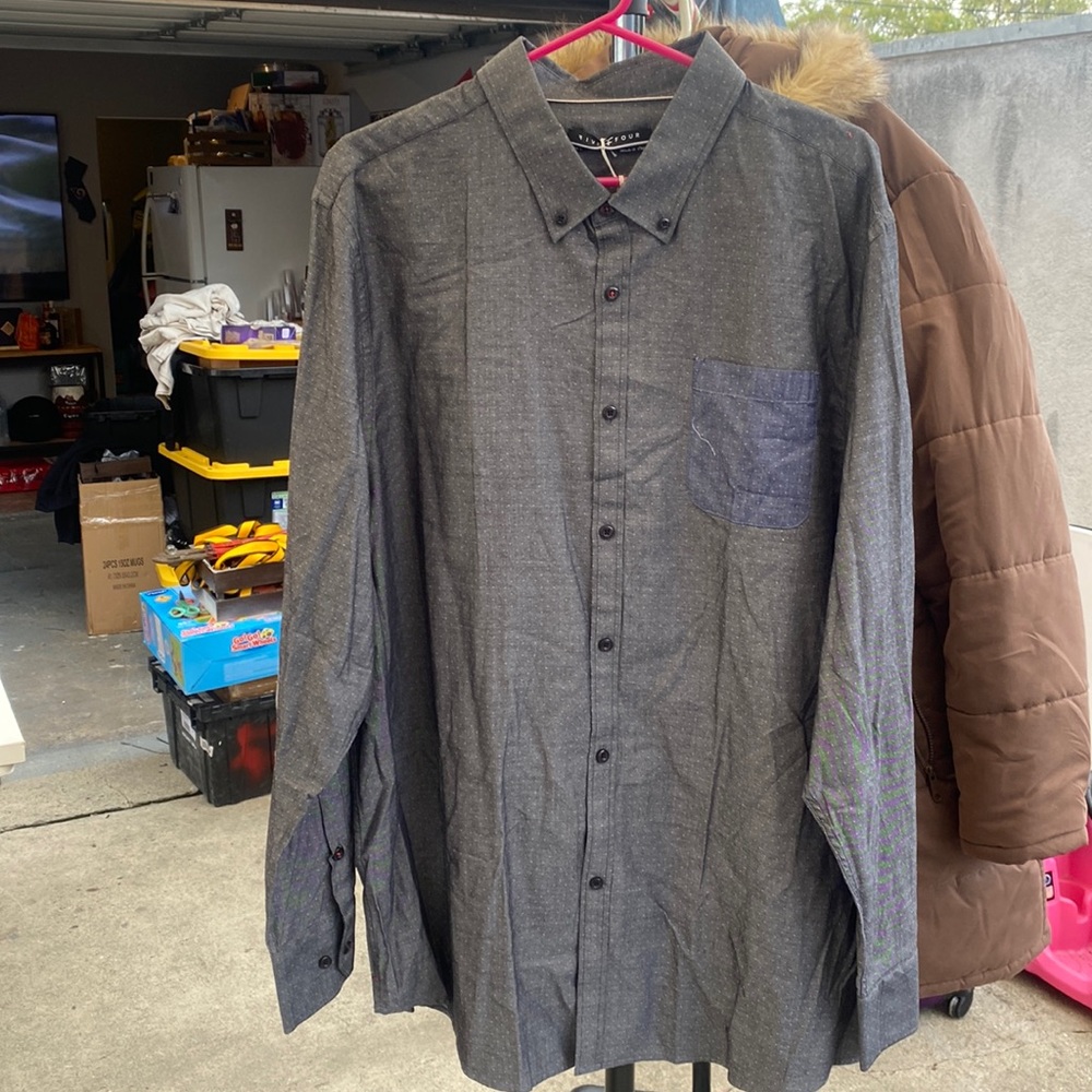 Gray polkadot dress up shirt